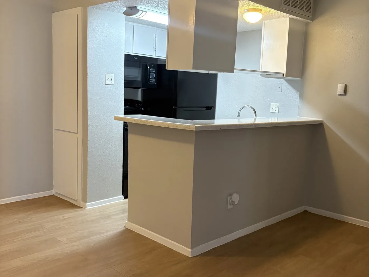Cocina de un apartamento en Interlace